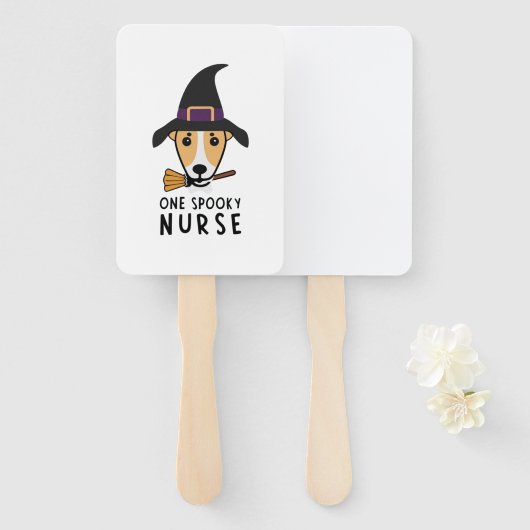Hond Dagen van Oktober Een Spooky Verpleegkundige  Handwaaier (Voorkant en achterkant)