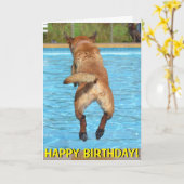 Hond die in de kaart van de poolverjaardag (Gele Bloem)