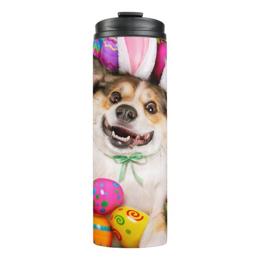 Hond die op Pasen eieren ligt Thermosbeker (Voorkant)