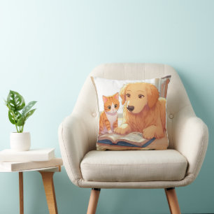 Hond en kat lezen een boek kussen