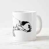 Hond en kat rusten samen monochrome kunst Mok (Voorkant rechts)