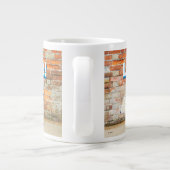 Hond- en regenbooggraffiti grote koffiekop (Achterkant)