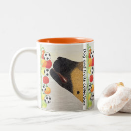 Hond en tomaten Tweekleurige koffiemok