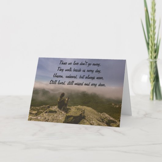 Hond en vrouw op een Rocky Bluff Kaart (Voorkant)