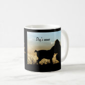 Hond en vrouw op zonsondergang koffiemok (Voorkant rechts)