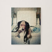 Hond helpt bij het wassen legpuzzel (Verticaal)