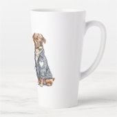 Hond in blauwe denim jas latte mok (Rechts)