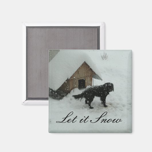 Hond in de Sneeuw bij Hondenhok Magneet (Voorkant / Achterkant)