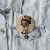 Hond in een pet ronde button 7,6 cm (In situ)