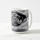Hond in slaapstand geactiveerd koffiemok (Voorkant rechts)