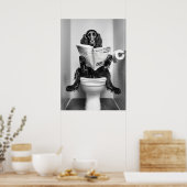 Hond leest krant op toilet poster (Keuken)