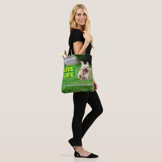 Hond loopt in de baard tote bag (Op model)