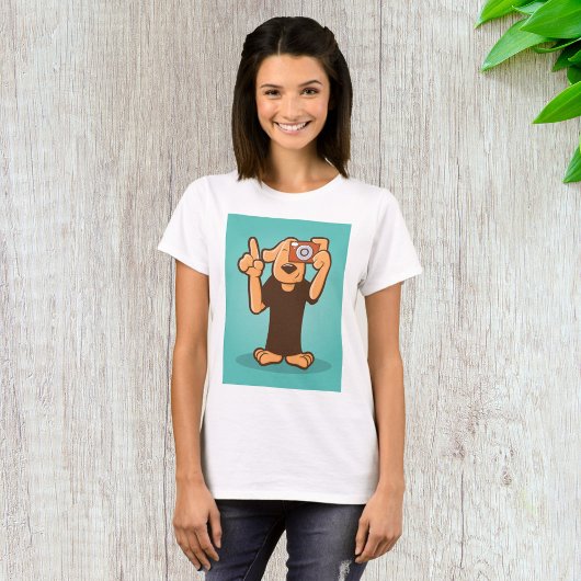 Hond met camera t-shirt