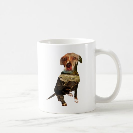 hond met dubbele blootstelling koffiemok (Rechts)
