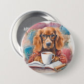 Hond met een kopje warme chocolademelk ronde button 7,6 cm (Voorkant /achterkant)