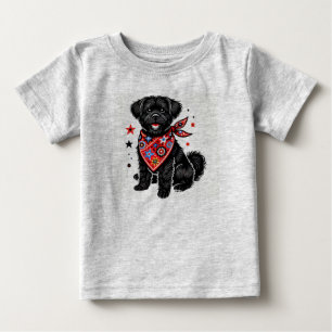 Hond met een rode bandana met sterrenpatronen