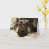 Hond met glazen kaart (Gele Bloem)