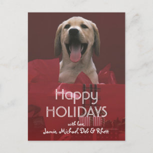 Hond met kerstcadeaus feestdagenkaart