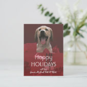 Hond met kerstcadeaus feestdagenkaart (Staand voorkant)