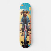 Hond op de fiets in de stad persoonlijk skateboard (Voorkant)
