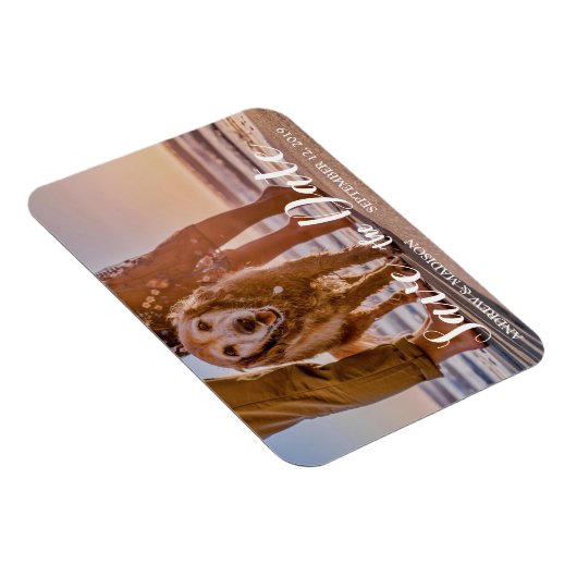 Hond op het strand met Paar Save the Date Magneet (Rechterzijde)