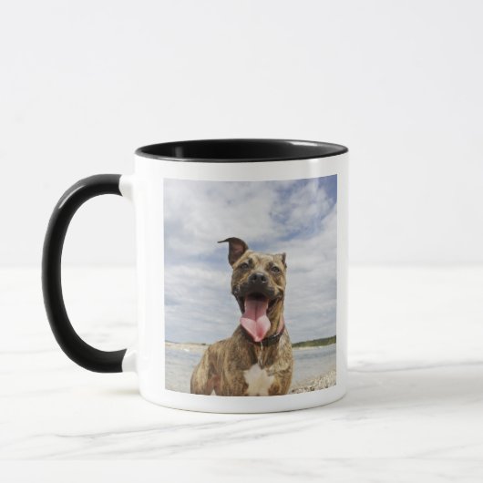 hond op het strand mok (Links)