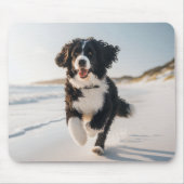 Hond op het strand mousepad muismat (Voorkant)