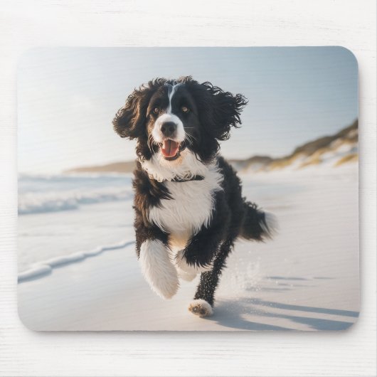 Hond op het strand mousepad muismat (Voorkant)
