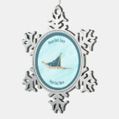 Hond op sneeuw tin sneeuwvlok ornament (Rechts)