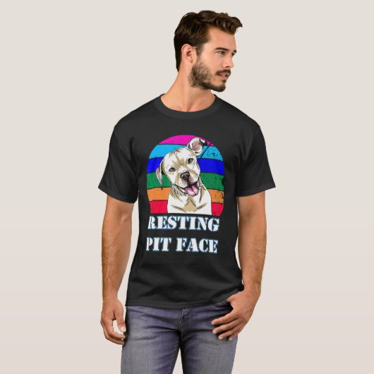 Hond Pitbull Rustplaats Gezicht Grappig Gezicht Ho T-shirt (Voorkant volledig)