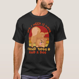 Hond Pomeranian Eigenaar Yoga Hond T-shirt