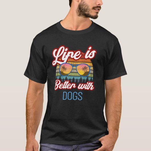Hond retro zonsondergang leven is beter met honden t-shirt (Voorkant)
