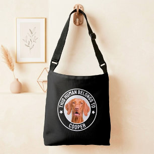 Hond Thema "Deze Mens Hoort Bij" Huisdier Foto Zwa Crossbody Tas