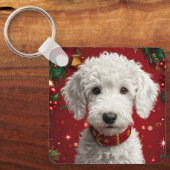 Hond Tussen Kerstversiering Sleutelhanger (Voorkant)