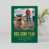 Hond Verdwenen Jaar Groene Foto Kerstmis Folie Feestdagenkaart (Staand Voorkant)