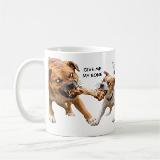 HOND vs. HOND om een bot Koffiemok