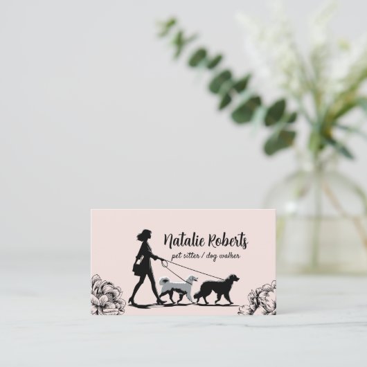 Hond Walker Pet Sitter Meisje Walking Honden Blush Visitekaartje (Staand voorkant)
