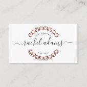 Hond zit in roos goud.  visitekaartje (Voorkant)