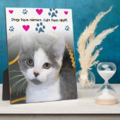 Honden beschikken over personeel in eigenaarscatte fotoplaat (Zijkant)