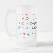 Honden beschikken over personeel in eigenaarscatte matglas bierpul (Links)