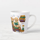 Honden die boeken lezen, gezellige bibliotheek scè latte mok (Rechts)