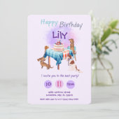 Honden gelukkige verjaardag uitnodiging (Staand voorkant)