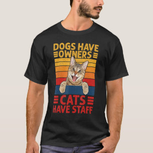Honden hebben eigenaarscatten hebben een personeel t-shirt