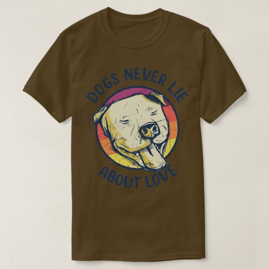 Honden houden nooit van liefdesbol t-shirt (Design voorkant)