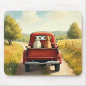 Honden in een rode retro truck muismat (Voorkant)