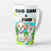 Honden, katten, gevederde lekkernijen te midden va latte mok (Rechterhoek)