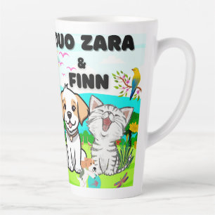 Honden, katten, gevederde lekkernijen te midden va latte mok