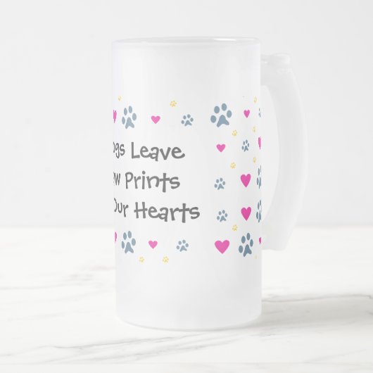 Honden laten verf afdrukken op ons hart matglas bierpul (Voorkant rechts)