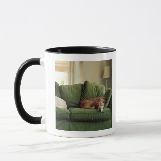 Honden slapen op sofa mok (Links)