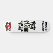 Honden Tegen Kristi Noem Skateboard (Horizontaal)
